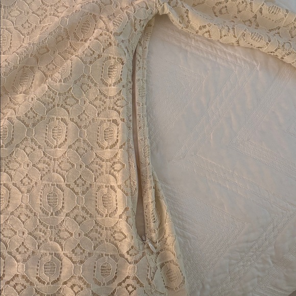 Banana Republic Lace Blouse - Picture 8 of 10